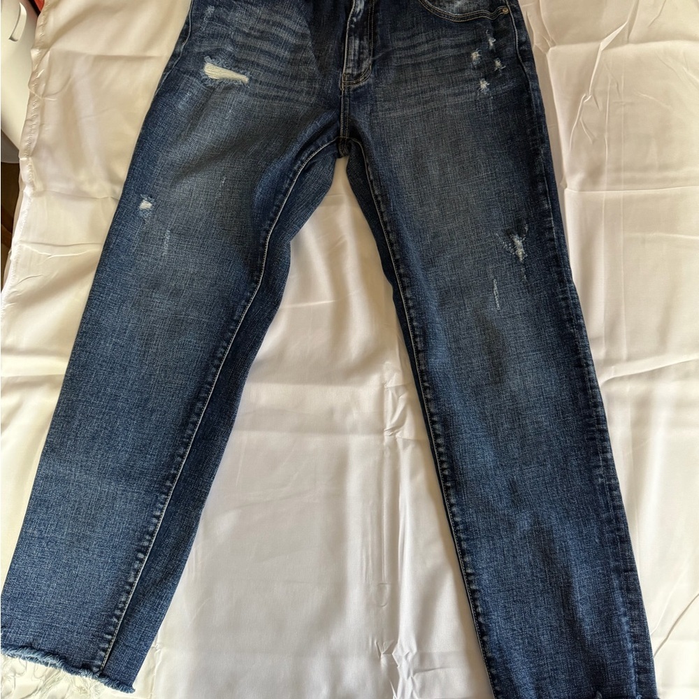 Maurices KanCan Distressed Jeans — Women’s Size 29